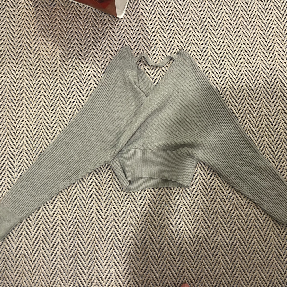 Gray Ribbed Knit Sweater - Picture 2 of 2